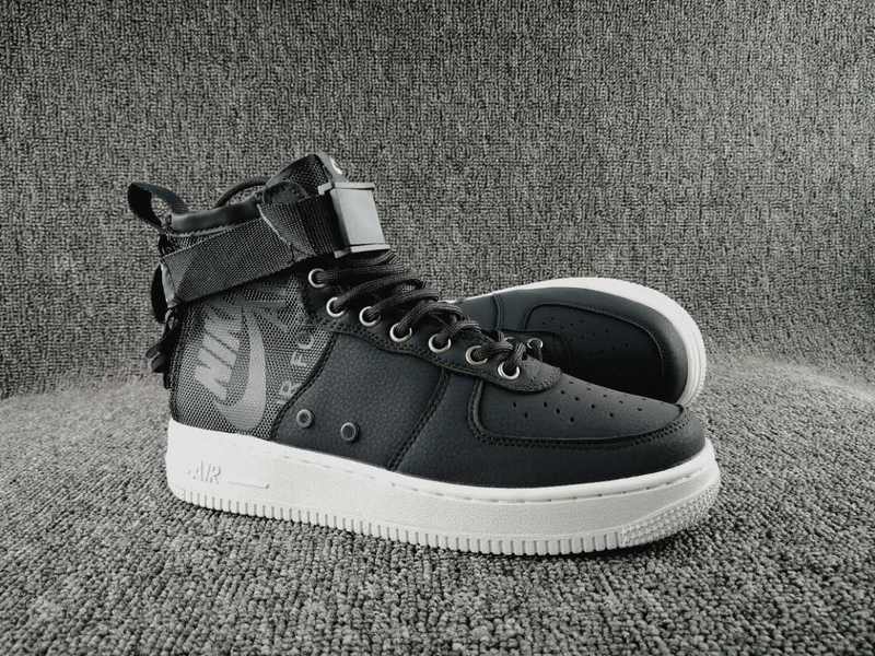 Women Nike Special Field SF AF1 Mid Black White Shoes